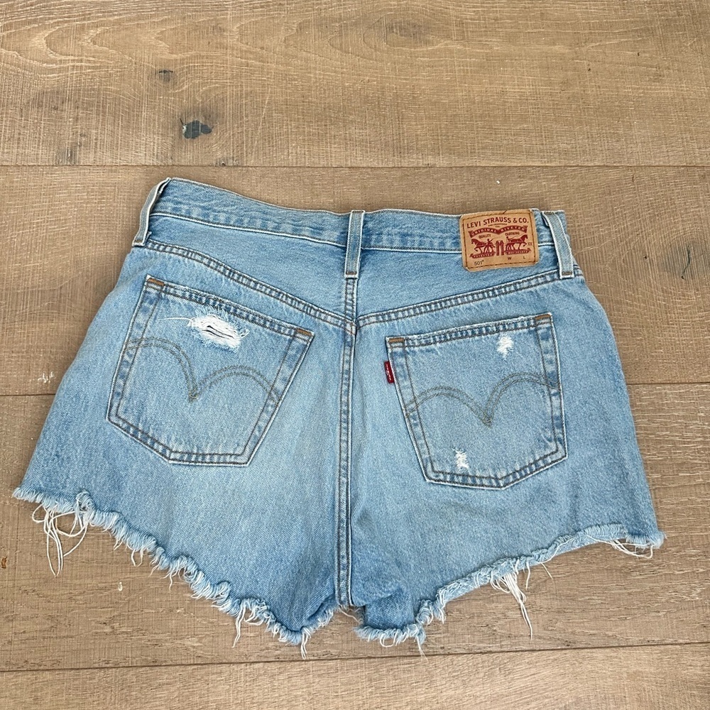 Levi's Light Blue Frayed Jean Shorts - Picture 2 of 6